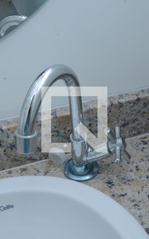 Apartamento para alugar com 58m², 2 quartos e 1 vagaBanheiro Social