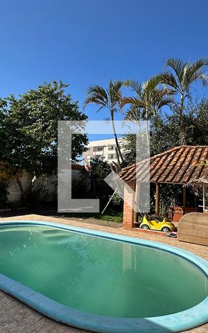 Casa à venda com 120m², 3 quartos e 2 vagasPiscina