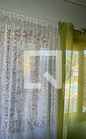 Casa à venda com 120m², 3 quartos e 2 vagasJanela do Quarto 1
