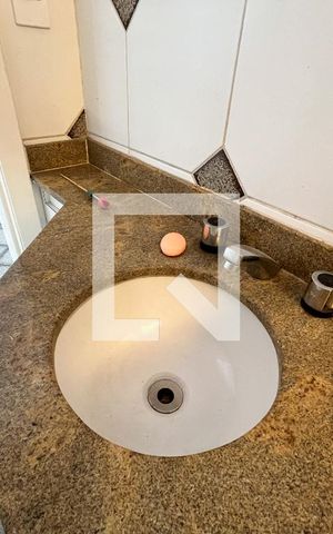 Casa à venda com 240m², 4 quartos e 3 vagas Casa à venda com 240m², 4 quartos e 3 vagasLavabo