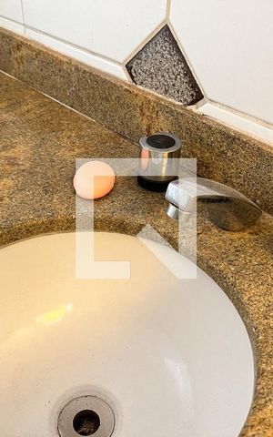 Casa à venda com 240m², 4 quartos e 3 vagas Casa à venda com 240m², 4 quartos e 3 vagasLavabo