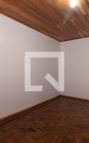 Casa à venda com 180m², 3 quartos e 1 vaga Casa à venda com 180m², 3 quartos e 1 vagaQuarto 1