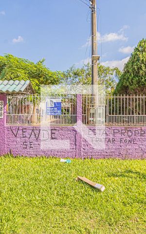 Casa para alugar com 500m², 3 quartos e 2 vagasFachada