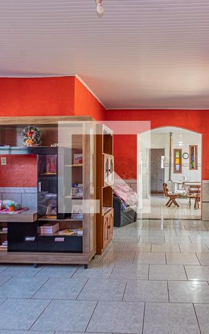 Casa para alugar com 500m², 3 quartos e 2 vagasSala