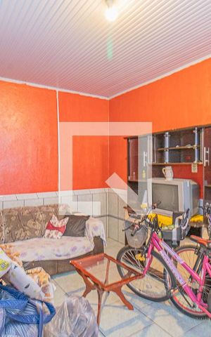 Casa para alugar com 500m², 3 quartos e 2 vagasSala