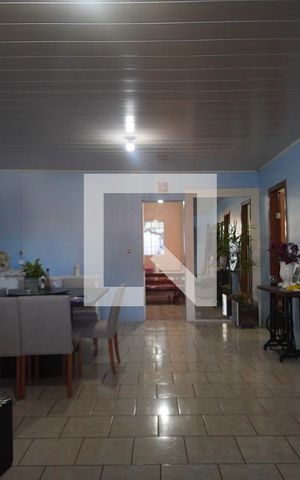 Casa à venda com 133m², 3 quartos e 2 vagasSala
