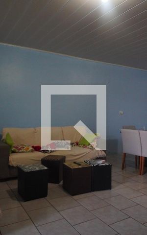 Casa à venda com 133m², 3 quartos e 2 vagasSala