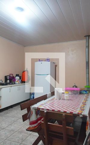 Casa à venda com 133m², 3 quartos e 2 vagasCozinha 