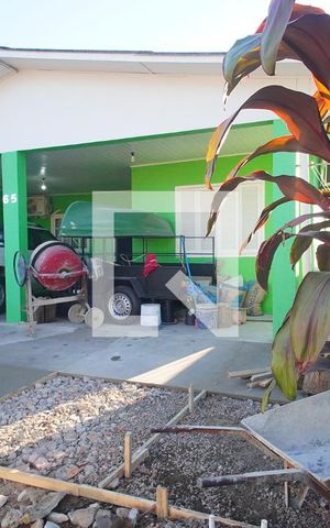 Casa à venda com 133m², 3 quartos e 2 vagasFachada