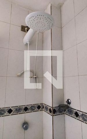 Casa para alugar com 180m², 2 quartos e sem vaga Casa para alugar com 180m², 2 quartos e sem vagaChuveiro