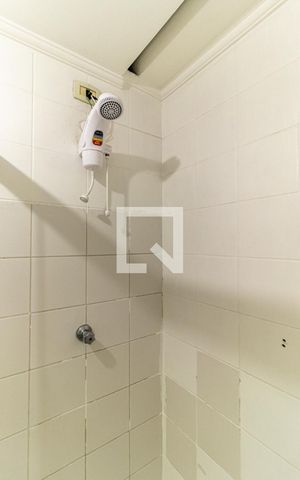 Apartamento à venda com 50m², 1 quarto e sem vagaBanheiro - Chuveiro