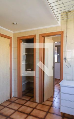Apartamento à venda com 170m², 3 quartos e 3 vagas Apartamento à venda com 170m², 3 quartos e 3 vagasCozinha