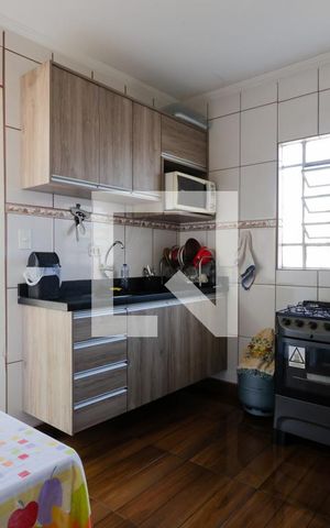 Casa à venda com 191m², 3 quartos e 3 vagas Casa à venda com 191m², 3 quartos e 3 vagasCozinha