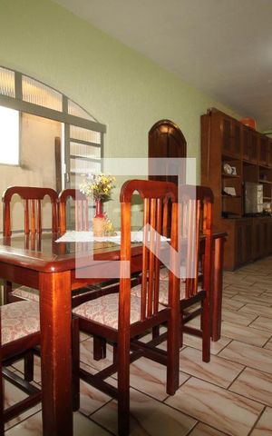 Casa à venda com 158m², 3 quartos e 2 vagasSala de Jantar