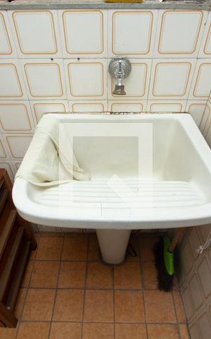 Apartamento para alugar com 72m², 2 quartos e 1 vaga Apartamento para alugar com 72m², 2 quartos e 1 vagaÁrea de Serviço