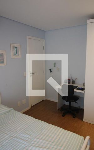 Casa de condomínio à venda com 392m², 4 quartos e 6 vagasQuarto 1