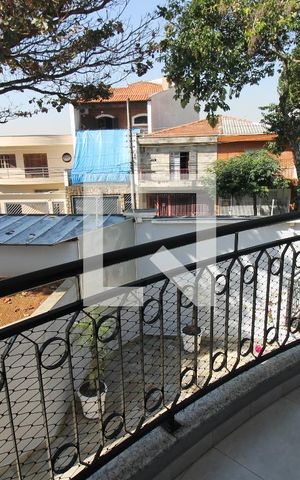 Casa de condomínio à venda com 392m², 4 quartos e 6 vagasQuarto 4 - Varanda