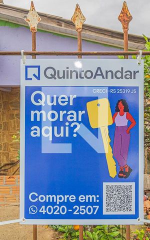 Casa à venda com 366m², 2 quartos e 2 vagasInstalação de Plaquinhas 