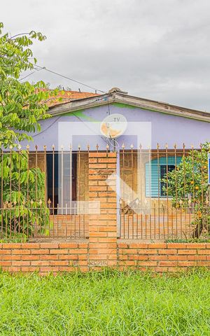 Casa à venda com 366m², 2 quartos e 2 vagasFachada