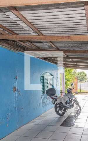 Casa à venda com 366m², 2 quartos e 2 vagasGaragem