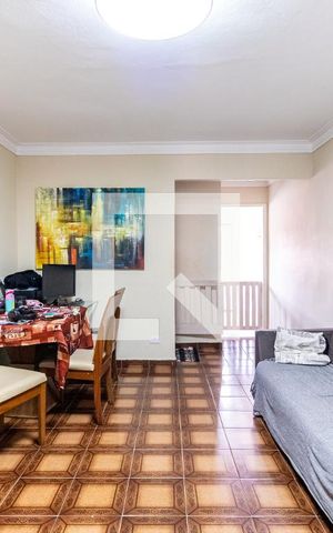 Casa à venda com 150m², 3 quartos e 1 vaga Casa à venda com 150m², 3 quartos e 1 vagaSala
