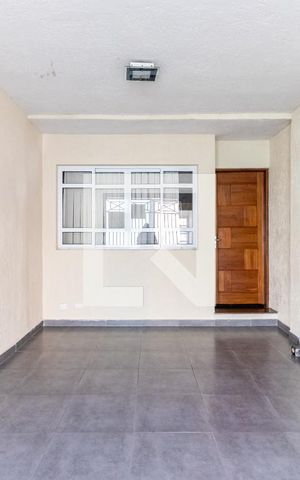 Casa à venda com 150m², 3 quartos e 1 vaga Casa à venda com 150m², 3 quartos e 1 vagaGaragem