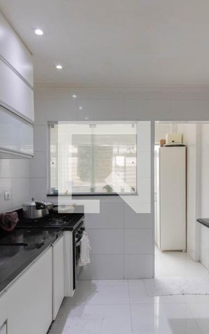 Apartamento à venda com 85m², 2 quartos e 1 vaga Apartamento à venda com 85m², 2 quartos e 1 vagaCozinha