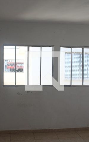 Casa à venda com 300m², 4 quartos e 5 vagasQuarto 1 casa dos fundos