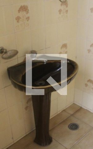 Casa à venda com 300m², 4 quartos e 5 vagasBanheiro