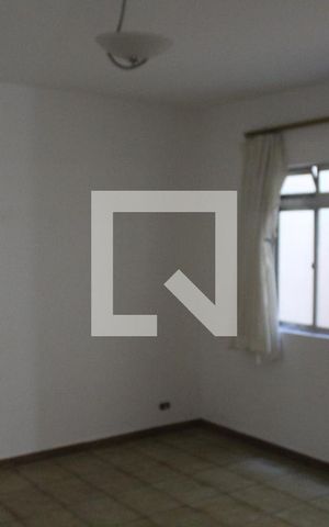 Casa à venda com 300m², 4 quartos e 5 vagasSala