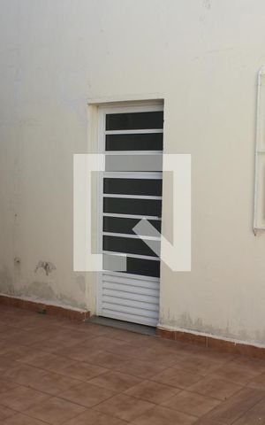 Casa à venda com 300m², 4 quartos e 5 vagasLavanderia