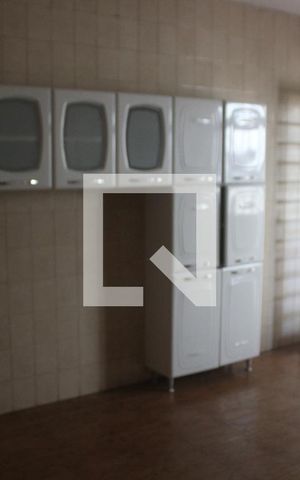 Casa à venda com 300m², 4 quartos e 5 vagasCozinha Armario
