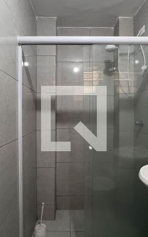 Studio à venda com 30m², 1 quarto e sem vaga Studio à venda com 30m², 1 quarto e sem vagaBanheiro