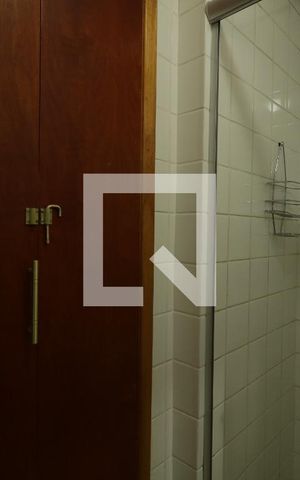 Apartamento para alugar com 59m², 2 quartos e sem vagaBanheiro