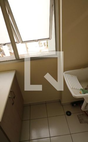 Apartamento para alugar com 59m², 2 quartos e sem vagaÁrea de Serviço