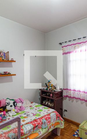 Casa à venda com 208m², 4 quartos e 2 vagasQuarto 1