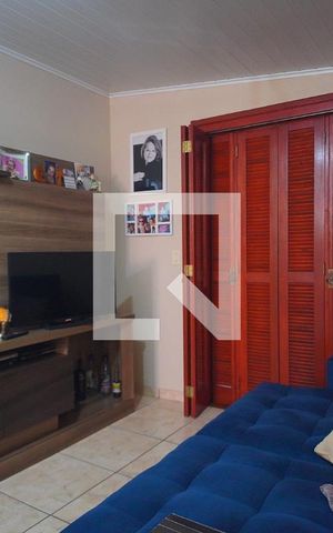 Casa à venda com 172m², 4 quartos e 2 vagasSala