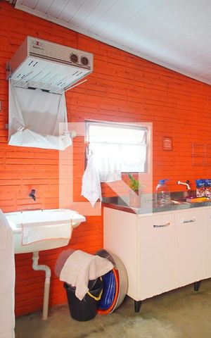 Casa à venda com 172m², 4 quartos e 2 vagasCozinha 2