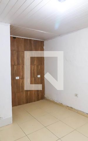 Casa à venda com 150m², 2 quartos e sem vaga Casa à venda com 150m², 2 quartos e sem vagaSuíte