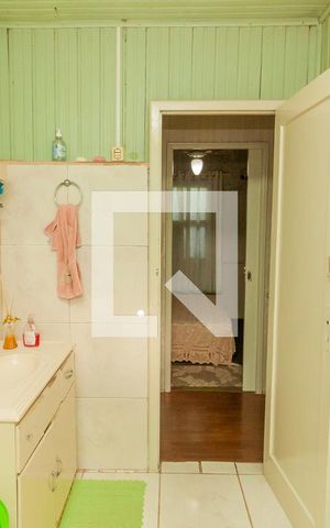 Casa à venda com 283m², 3 quartos e 2 vagas Casa à venda com 283m², 3 quartos e 2 vagasBanheiro 1