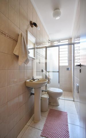 Casa à venda com 149m², 3 quartos e 2 vagasBanheiro 03