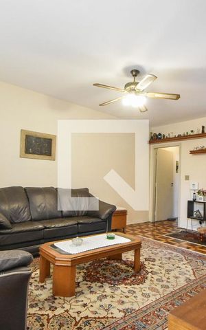 Casa à venda com 149m², 3 quartos e 2 vagasSala 