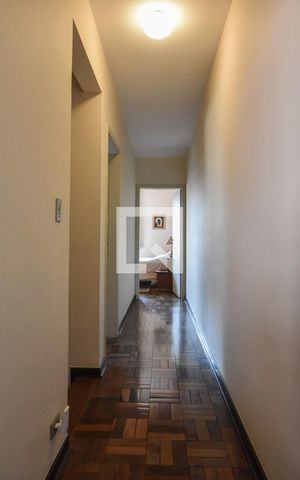 Casa à venda com 149m², 3 quartos e 2 vagasCorredor 