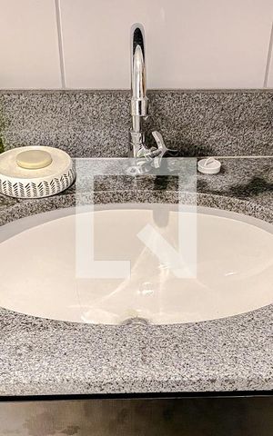 Apartamento à venda com 38m², 1 quarto e sem vagaBanheiro