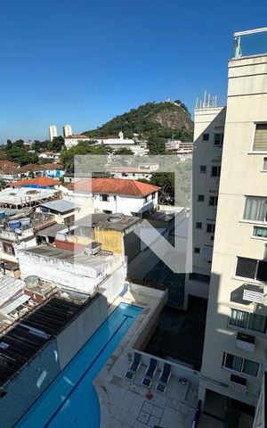 Apartamento à venda com 169m², 2 quartos e 2 vagas Apartamento à venda com 169m², 2 quartos e 2 vagasVista da Suíte