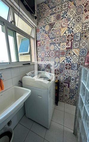 Apartamento à venda com 169m², 2 quartos e 2 vagas Apartamento à venda com 169m², 2 quartos e 2 vagasCozinha e Área de Serviço