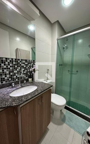 Apartamento à venda com 169m², 2 quartos e 2 vagas Apartamento à venda com 169m², 2 quartos e 2 vagasBanheiro Social