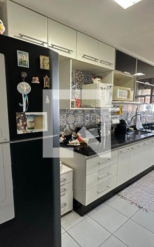 Apartamento à venda com 169m², 2 quartos e 2 vagas Apartamento à venda com 169m², 2 quartos e 2 vagasCozinha