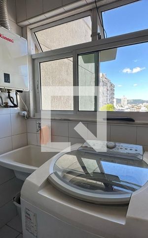 Apartamento à venda com 169m², 2 quartos e 2 vagas Apartamento à venda com 169m², 2 quartos e 2 vagasCozinha e Área de Serviço