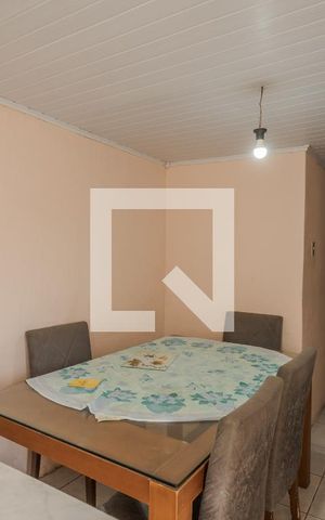 Casa à venda com 250m², 3 quartos e 2 vagas Casa à venda com 250m², 3 quartos e 2 vagasCozinha